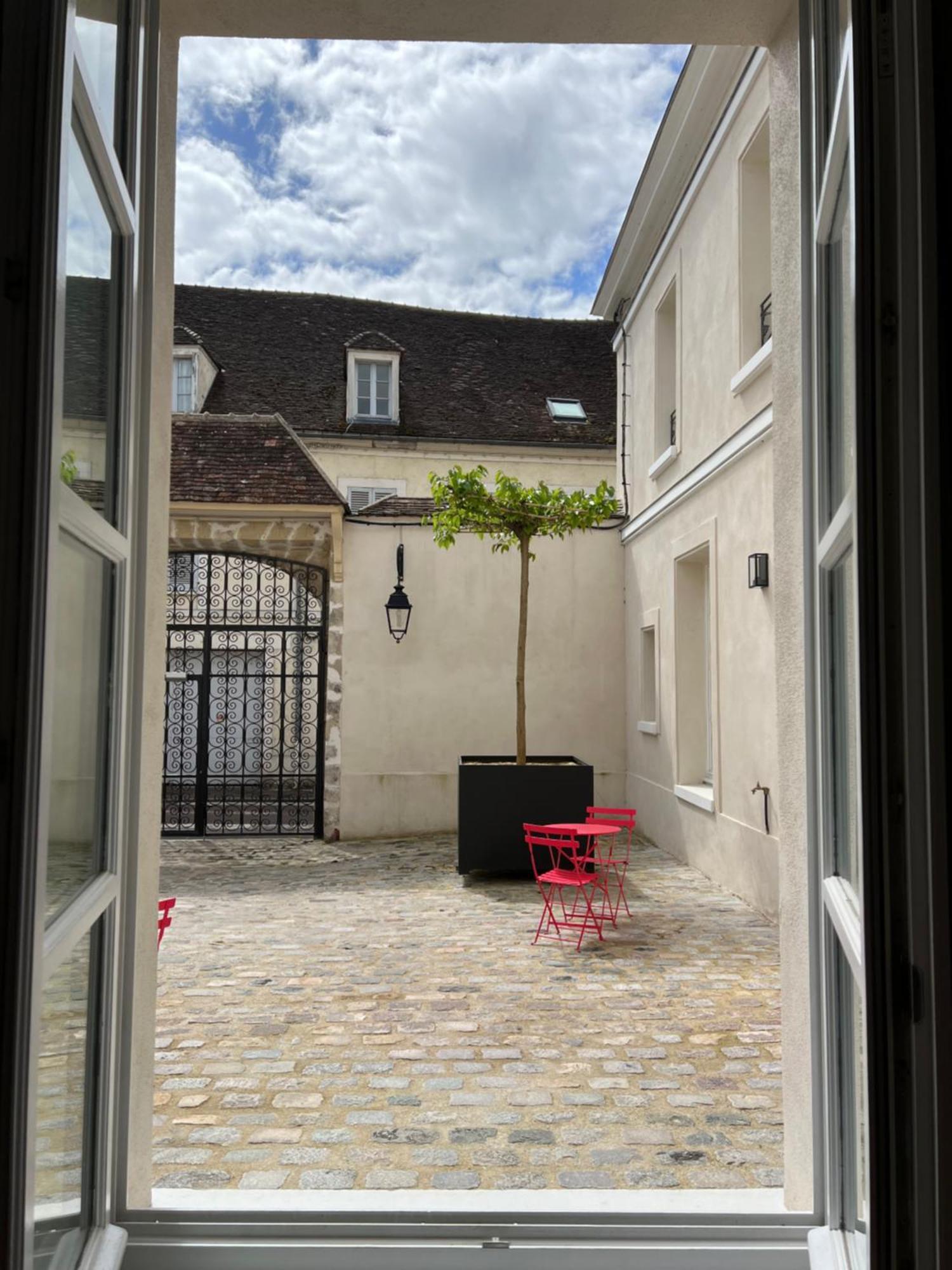 Le Laurencin Sens - La Verriere - Coeur De Ville Экстерьер фото